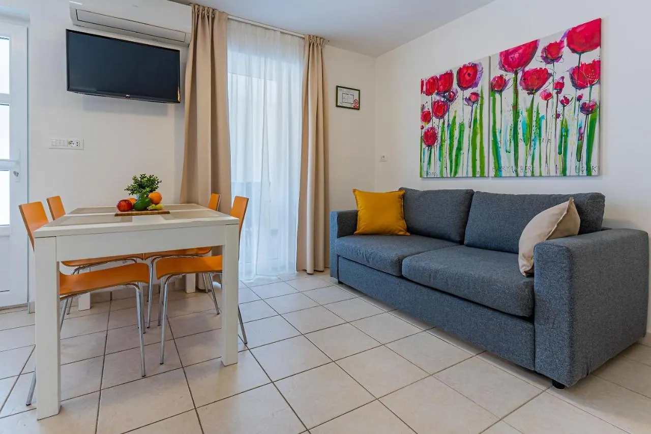 Apartments Dolac Nerezine 0*,  Kroatien