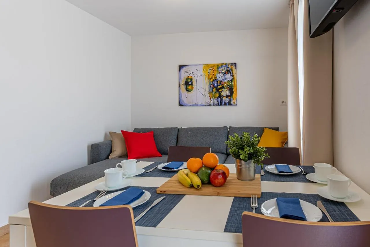 Apartments Dolac Nerezine Kroatien